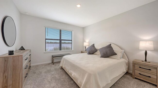 Building Photo - 6476 Silverstar Dr