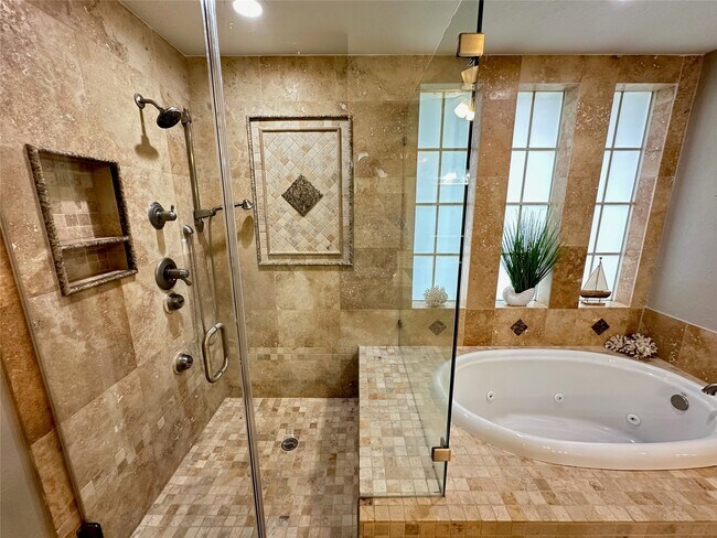 Building Photo - 7002 Greatwood Trails Ct