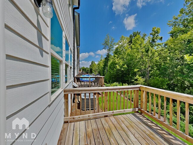 Building Photo - 289 Whitetail Cir
