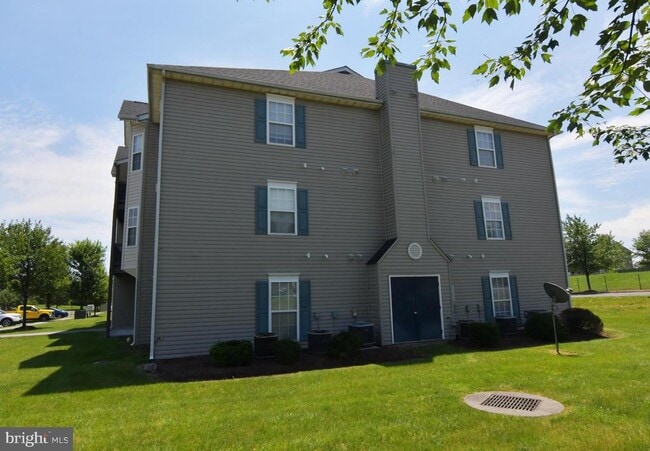 Building Photo - 136 Brookland Ct