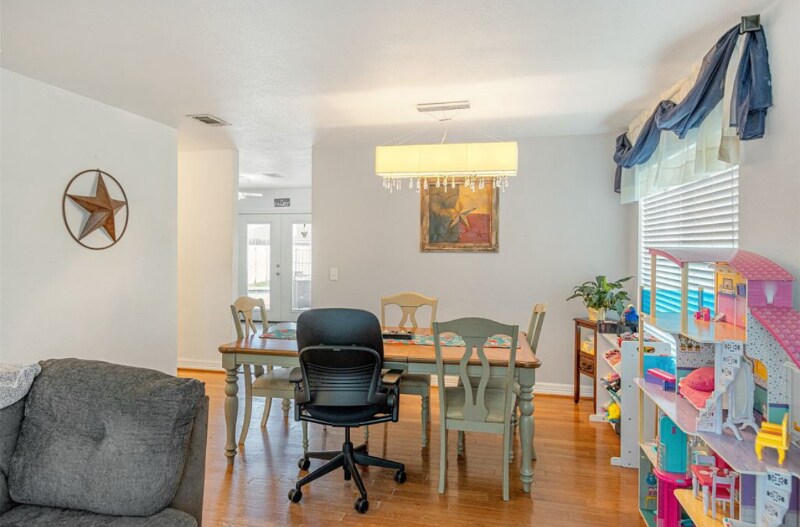 Building Photo - 202 Waterwood Dr
