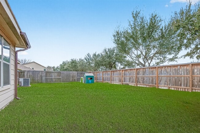 Building Photo - 2806 Powell Springs Ct