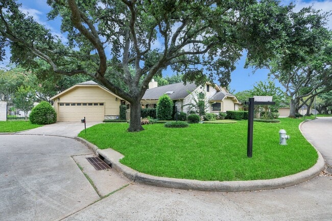 Building Photo - 1023 Oyster Bay Dr