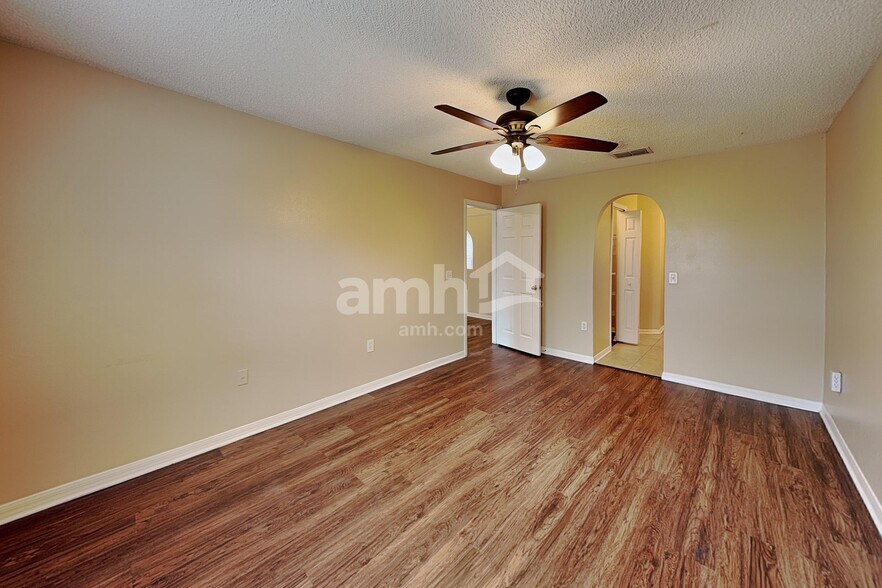 Building Photo - 7358 Grey Fox Ln