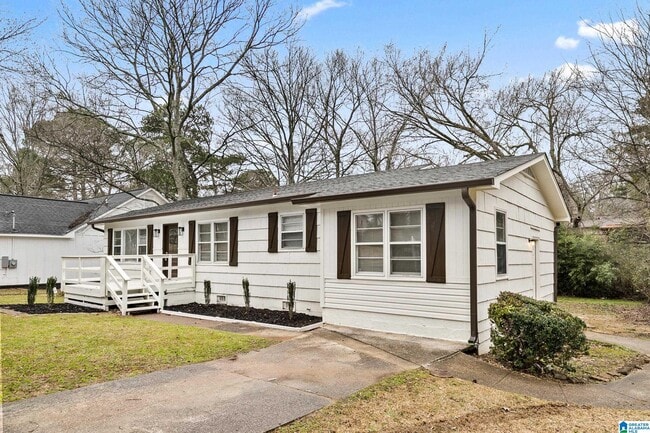 Building Photo - 428 Orchid Rd