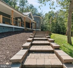 Building Photo - 851 Bacon Hall Rd