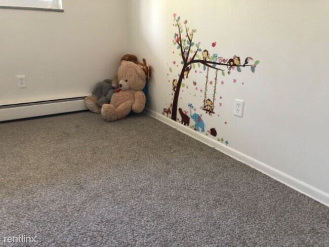 Building Photo - 2 br, 1.5 bath Condo - 1390 Golden Gate Blvd