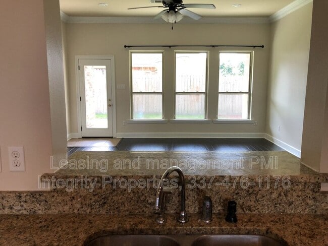 Building Photo - 103 Wood Moss Wy