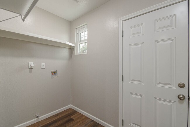 Building Photo - 3709 Gager St