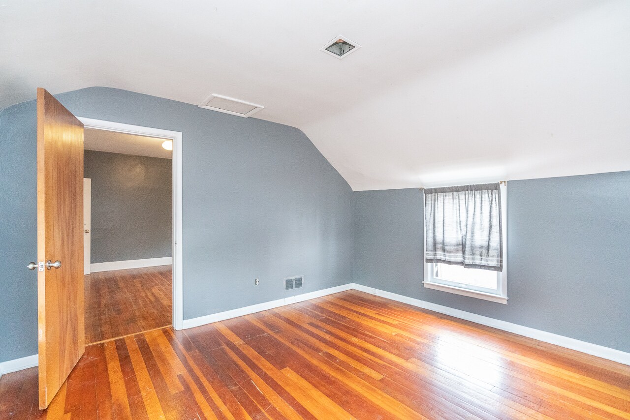 BEDROOM 4 - 2158 Indiana Ave