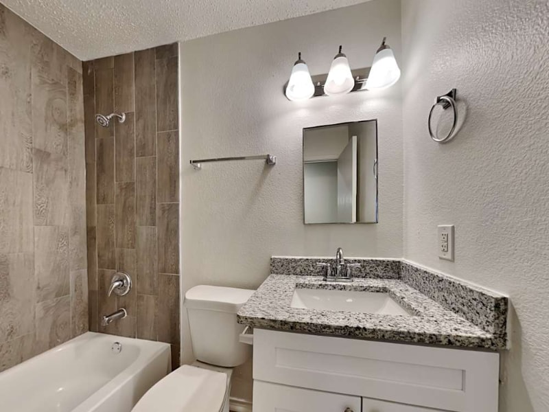 Building Photo - 3912 Fox Run Dr