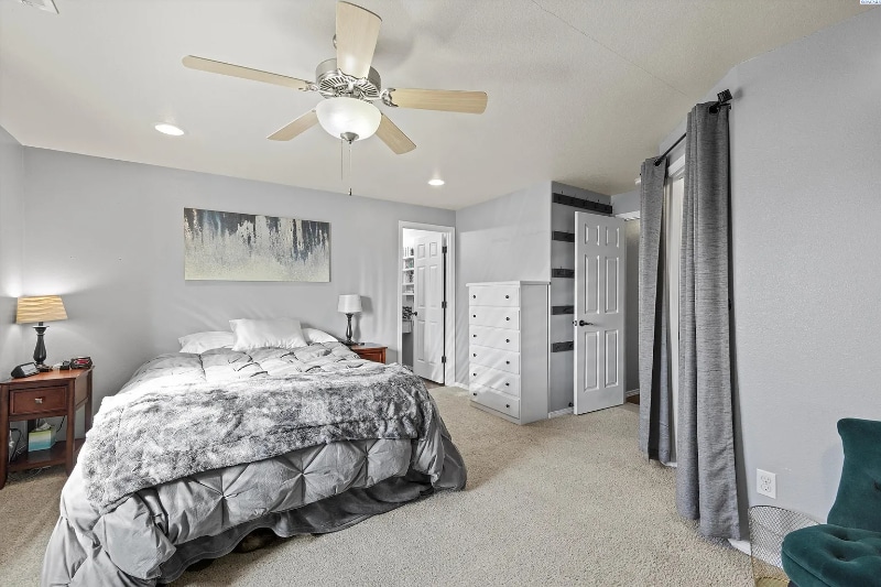 Building Photo - 5508 Jefferson Dr