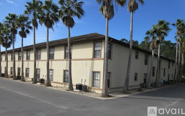 Building Photo - 10490 Chalmer St