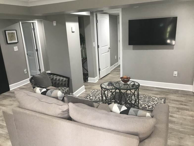 Living Room - 810 Fox St NW