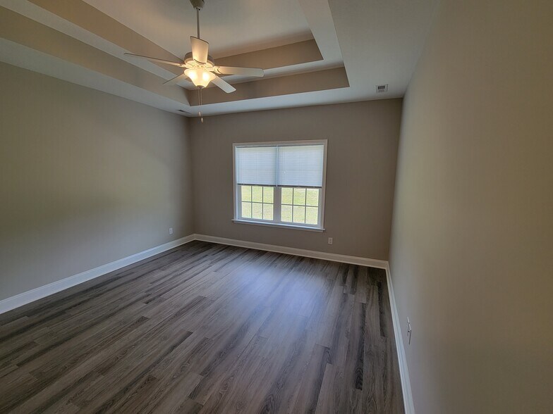 Building Photo - 764 Hobonny Loop