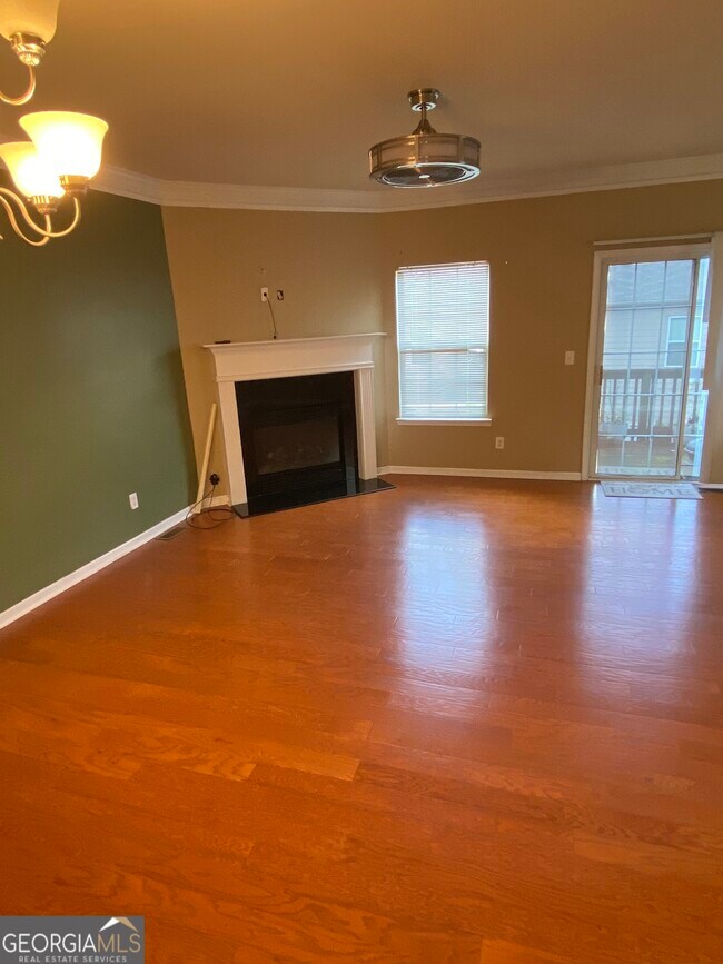 Building Photo - 924 Society Cir