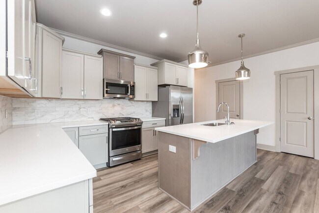 Building Photo - New Construction Modern Home!