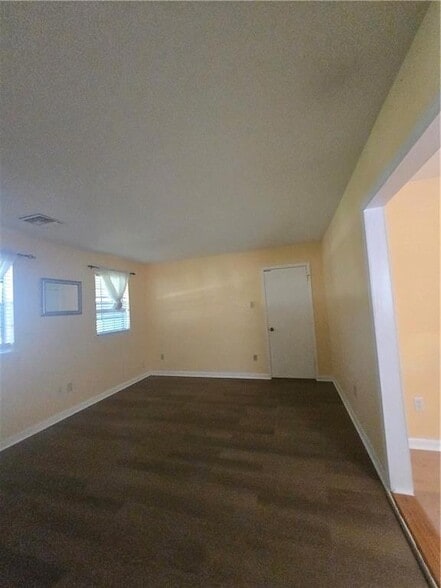 Building Photo - 641 Jefferson Heights Ave