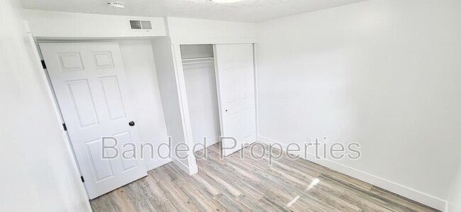 Building Photo - 3880 S 4535 W