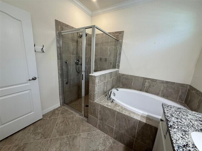 Building Photo - 15153 Spanish Point Dr