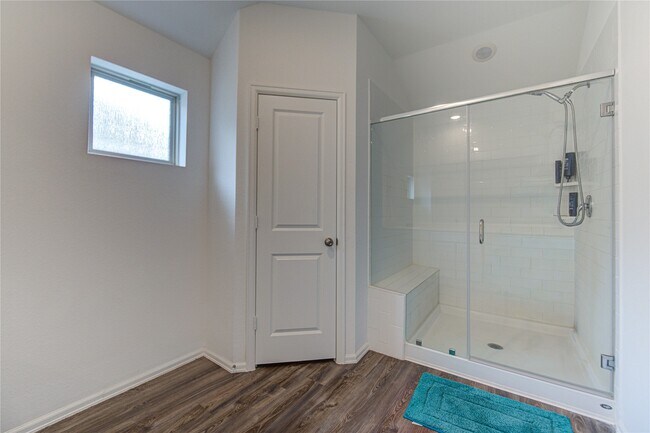 Building Photo - 2904 Cordova Hl Dr