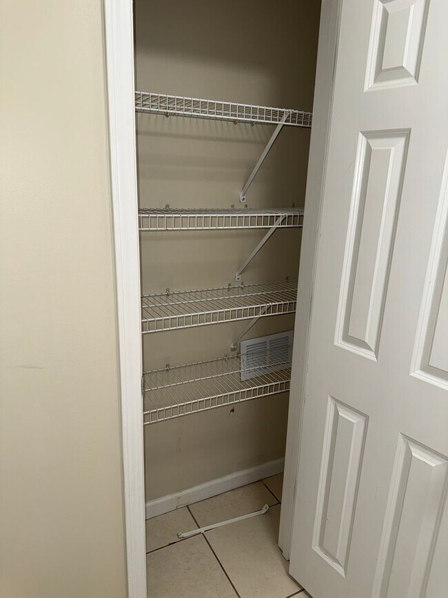 Building Photo - Newly Renovated 3-bedroom, 2 Bath Home with 1 Acre Lot!