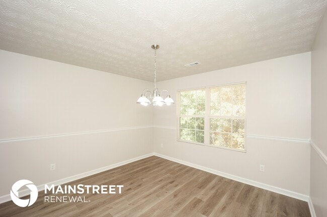 Building Photo - 1479 Steam Engine Way NE