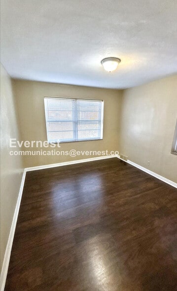 Building Photo - 7337 Dartmouth Ave