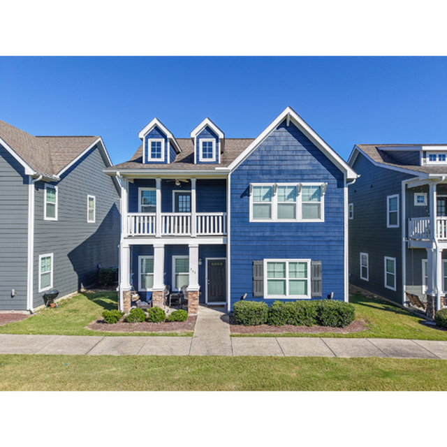 4 Bedroom - Cobalt Row