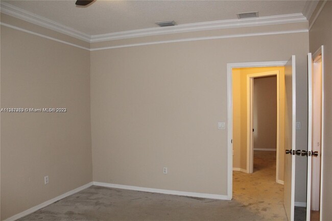 Building Photo - 4967 Tradewinds Ter