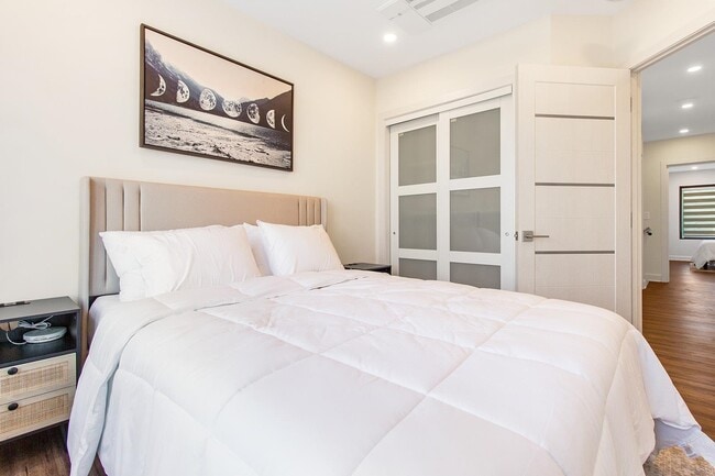 Building Photo - 5501 John F. Kennedy Blvd