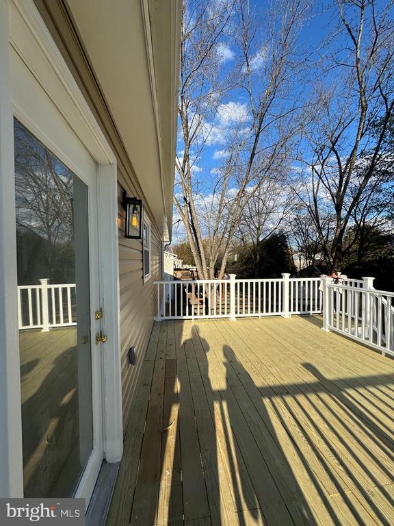 Building Photo - 110 Elaine Dr