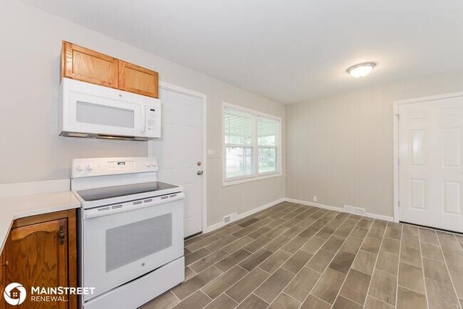 Building Photo - 11414 Richmond Ave