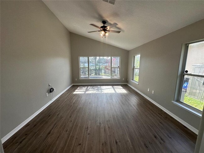 Building Photo - 10446 Stone Glen Dr
