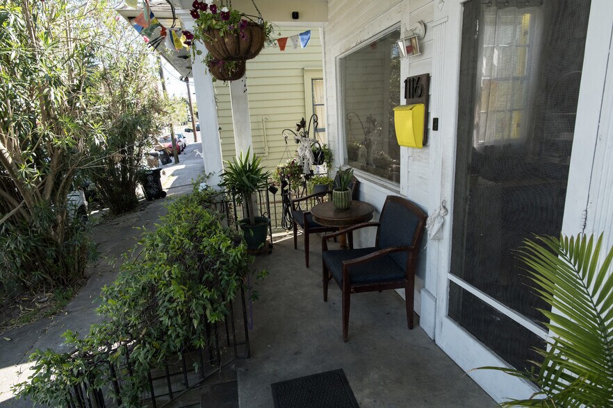 Building Photo - 1116 Mandeville St