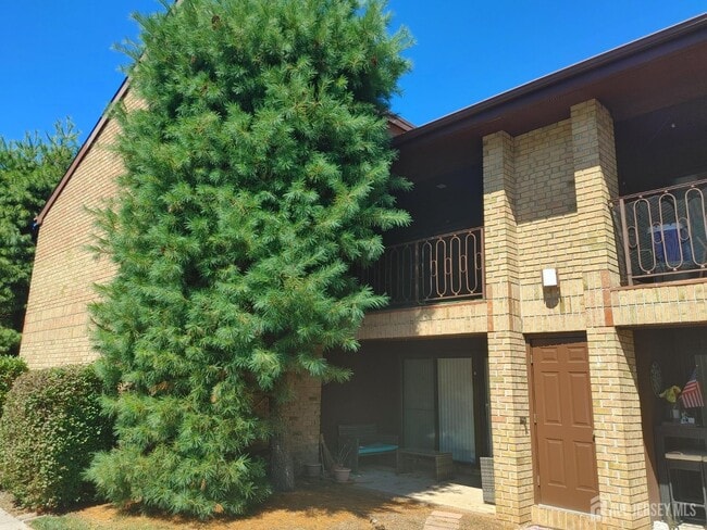 Building Photo - 280 Willowbrook Dr