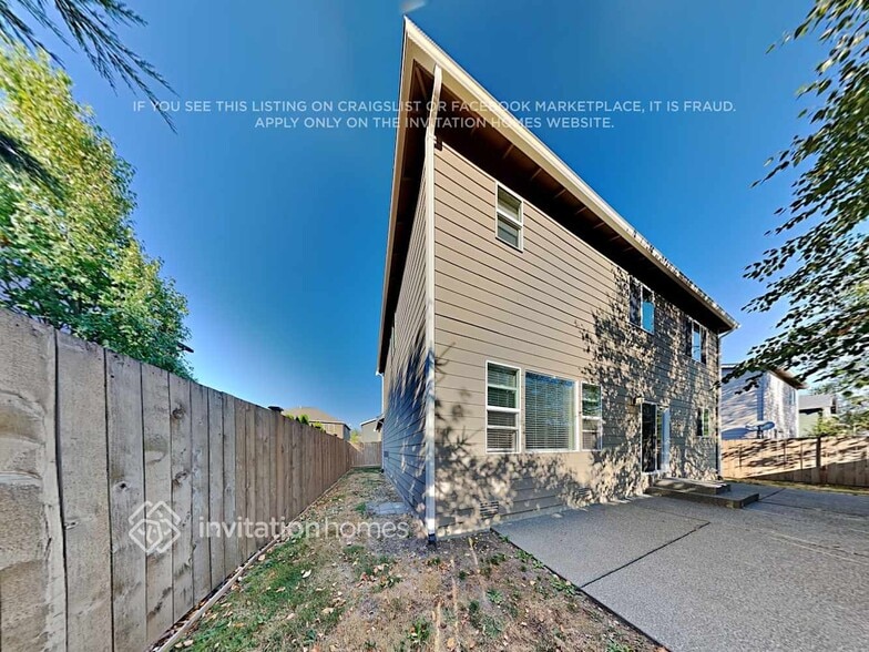 Building Photo - 12905 81 Ave Ct E
