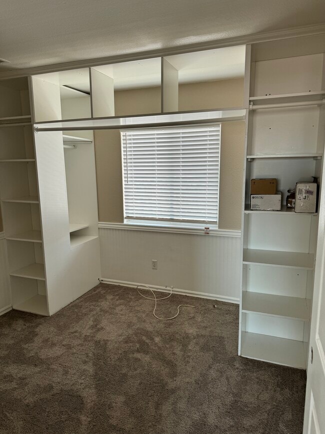 Building Photo - 7260 Gold Find Ct