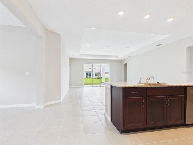Building Photo - 5717 SW 71st Ct