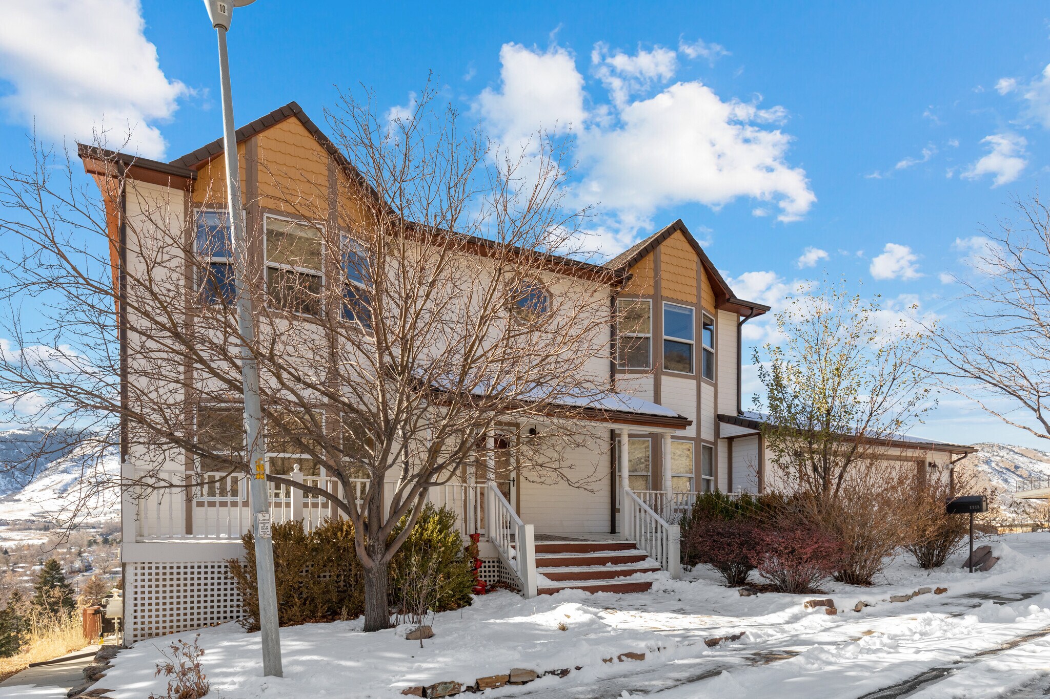 Building Photo - 1718 Belvedere Dr