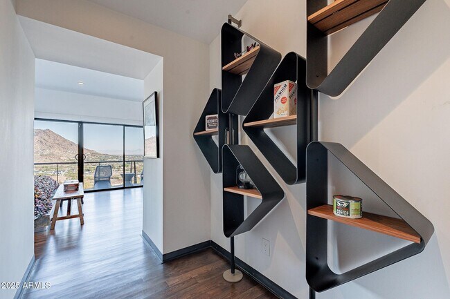 Building Photo - 7044 N Hillside Dr