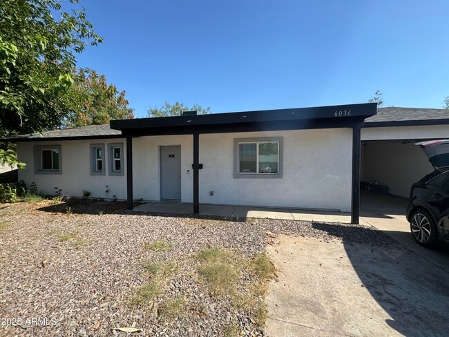 Primary Photo - 6036 W Stella Ave