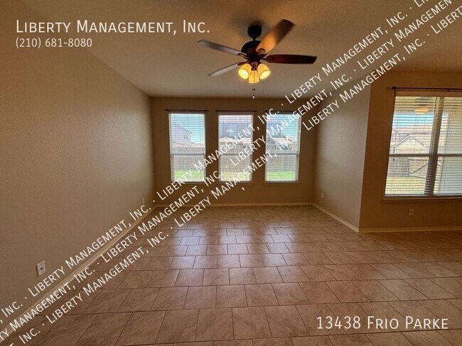 Building Photo - 13438 Frio Parke