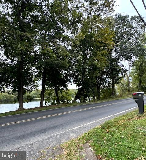 Primary Photo - 919 River Rd