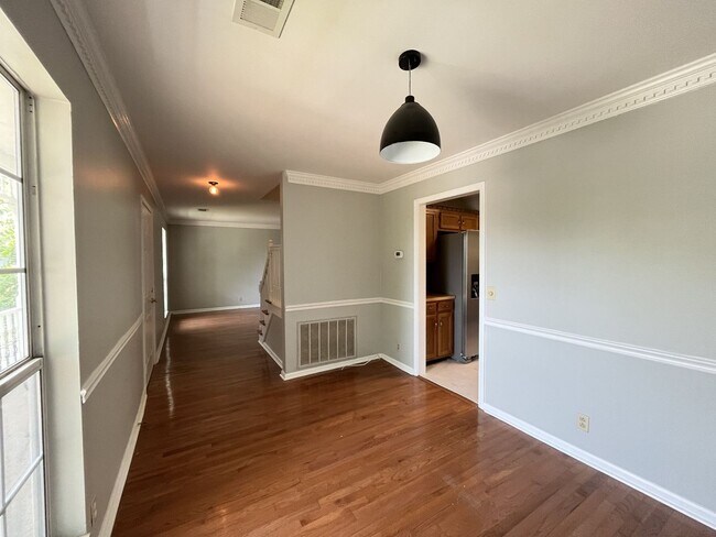 Building Photo - Charming Cul-de-Sac Home with Porch Swing ...