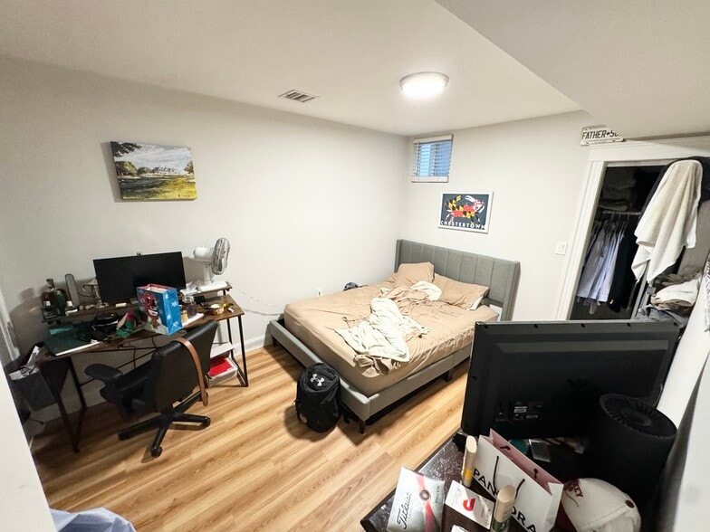 Building Photo - 9 Grant St