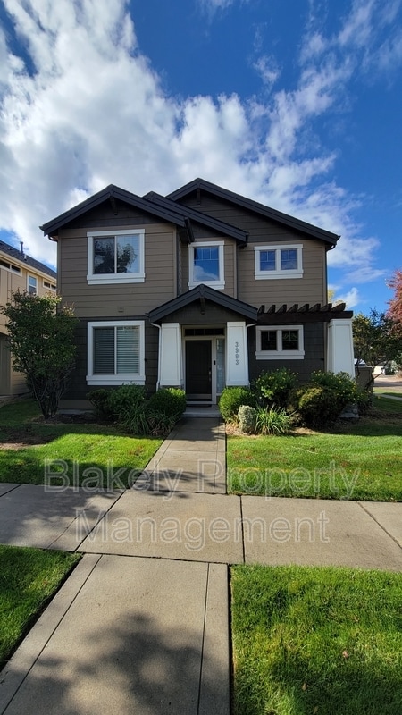 Building Photo - 3993 N Heritage View Ave