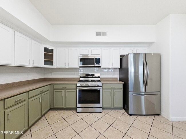 Building Photo - 12753 Tierra Mina Dr