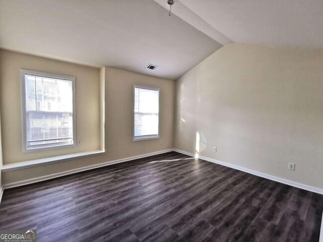 Building Photo - 2328 Suwanee Pointe Dr