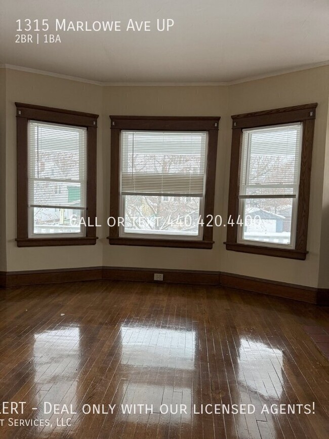 Building Photo - Charming 2-Bedroom Duplex in Prime Lakewoo...